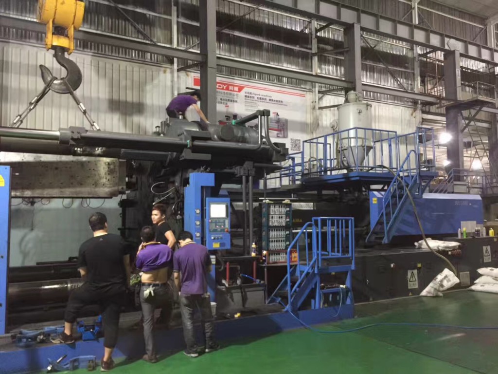 3500 tons injection machine